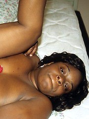 Fat Black Amateur Spreads Legs Wide