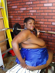 Fat black mama ready for real action